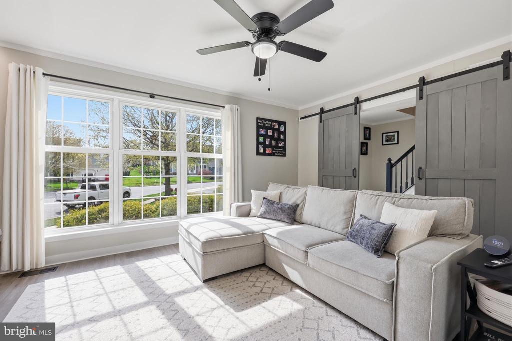 73 SARATOGA WAY