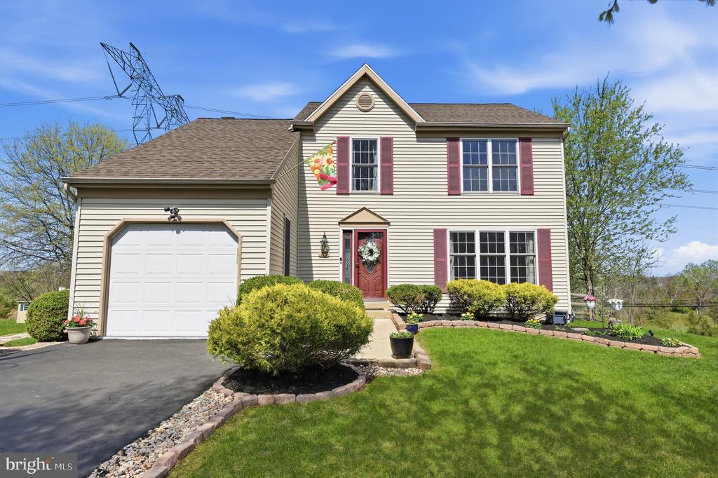 73 SARATOGA WAY