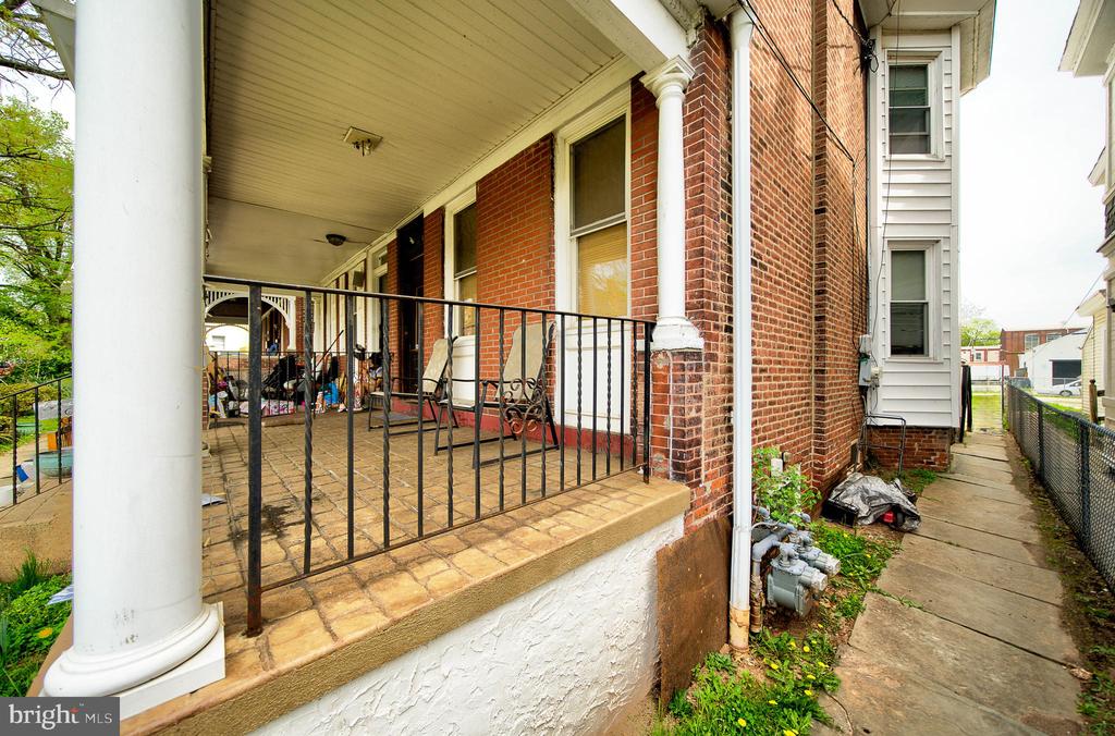 112 HAWS AVENUE