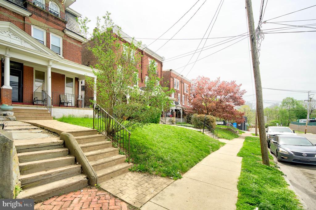 112 HAWS AVENUE