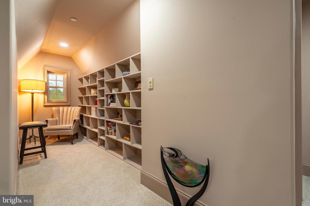 301 JULIAN COURT