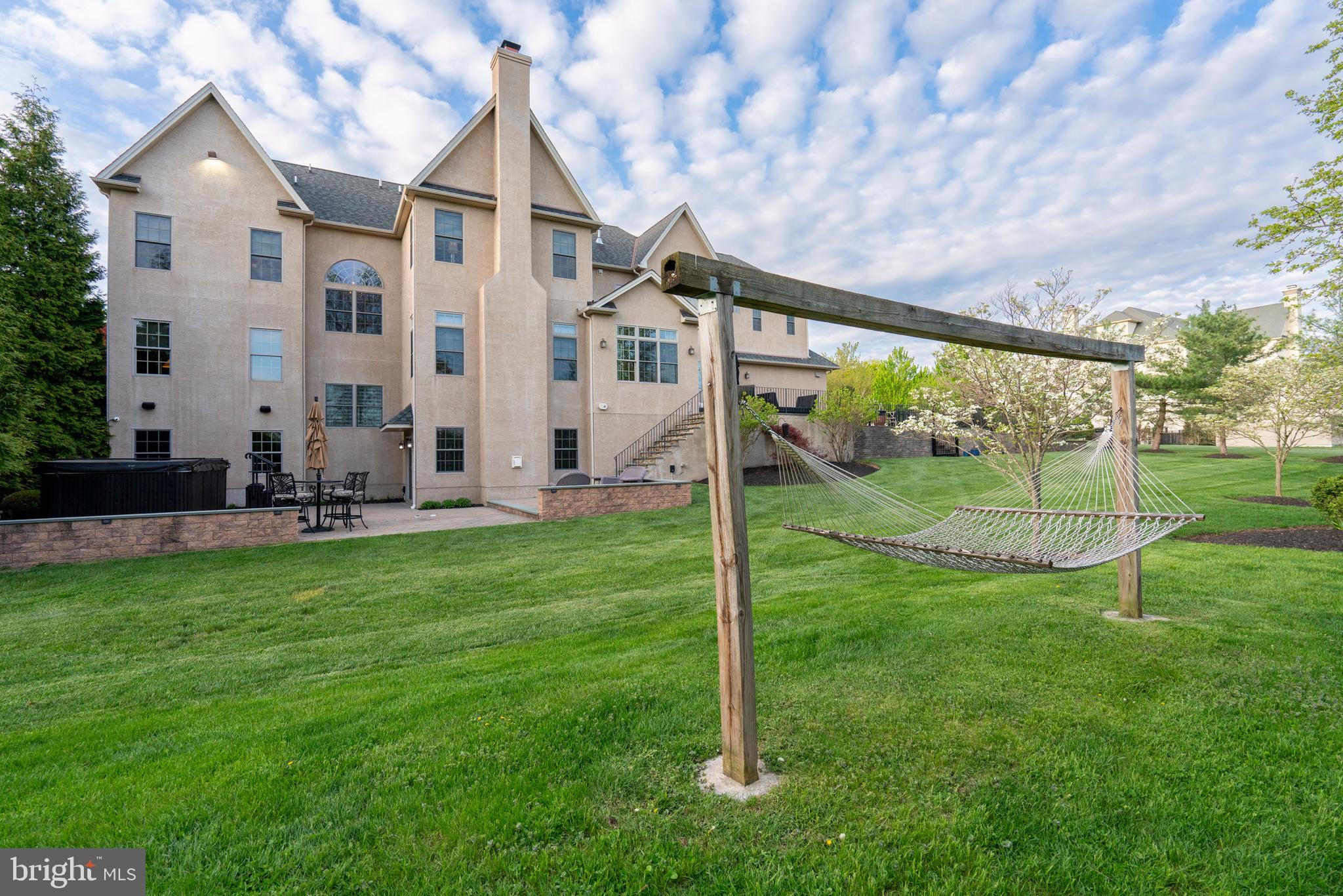 301 JULIAN COURT