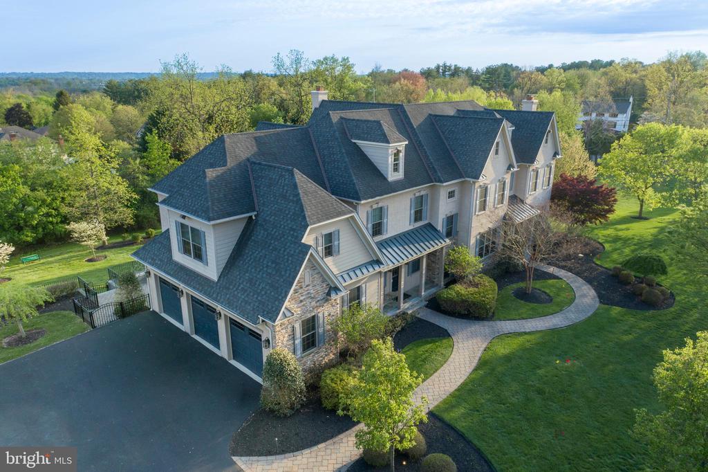 301 JULIAN COURT
