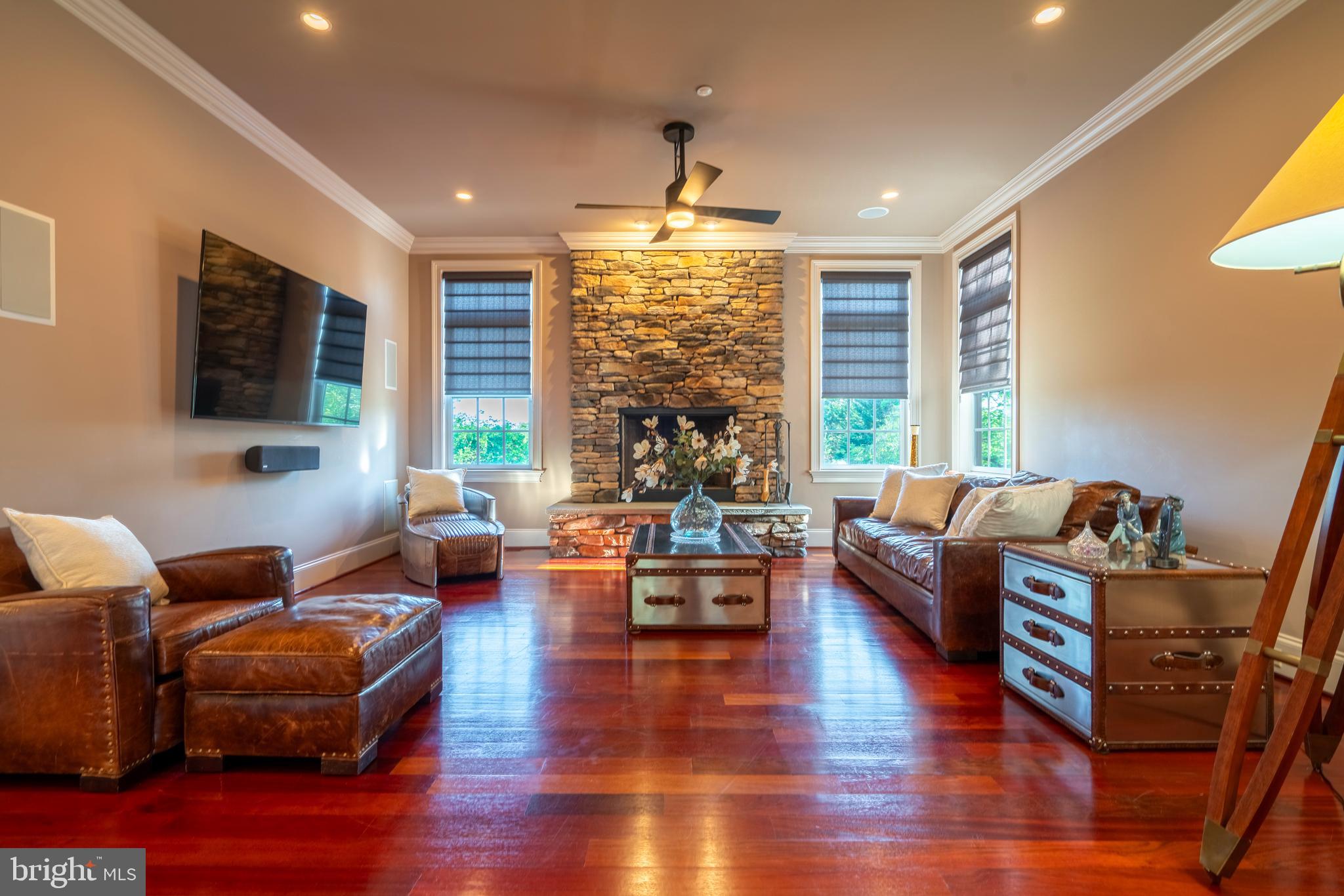 301 JULIAN COURT