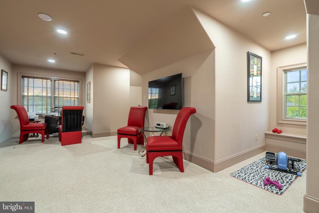 301 JULIAN COURT