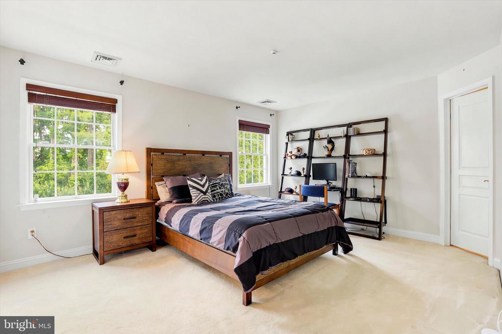 5 WINGATE COURT