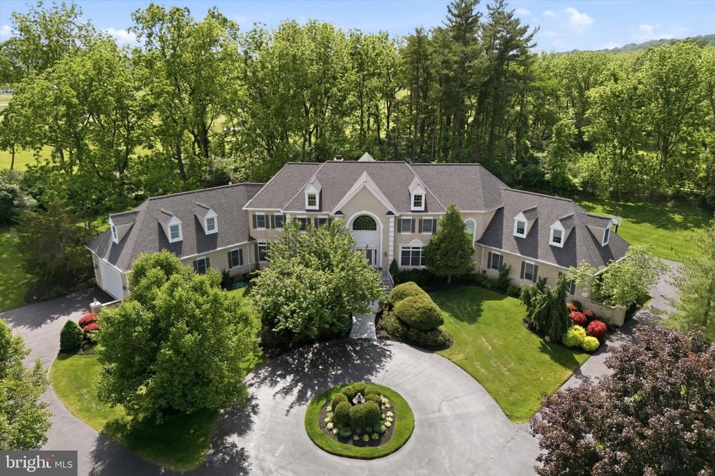 5 WINGATE COURT