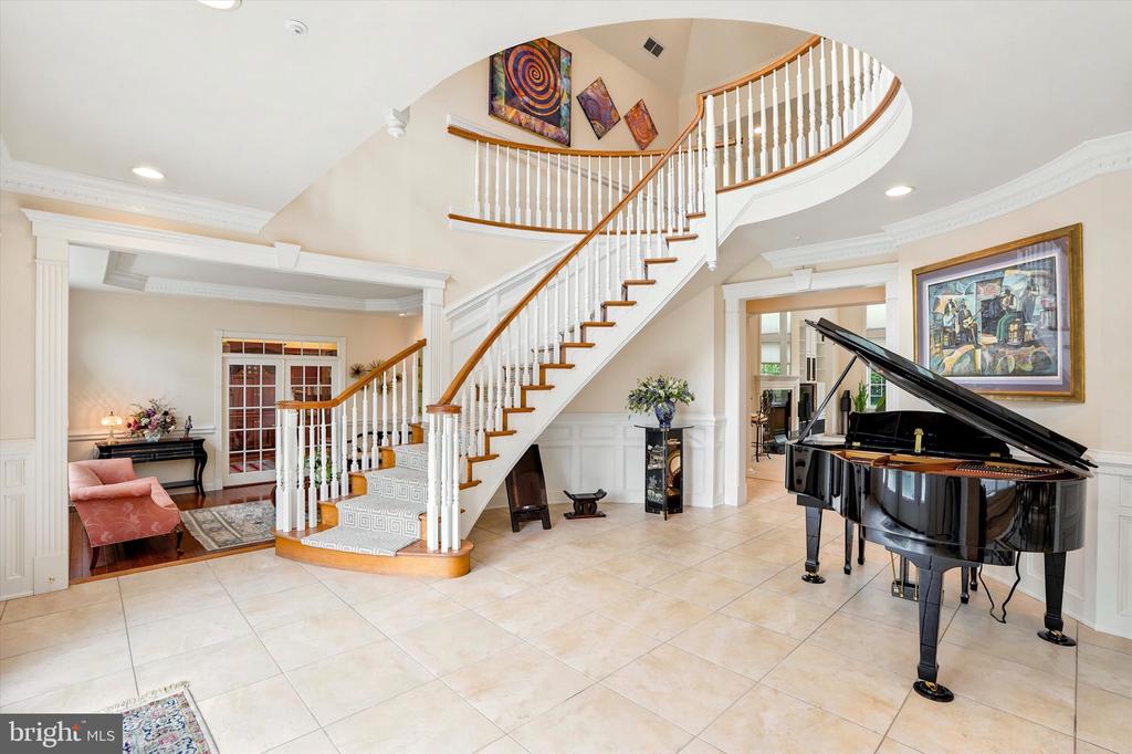 5 WINGATE COURT