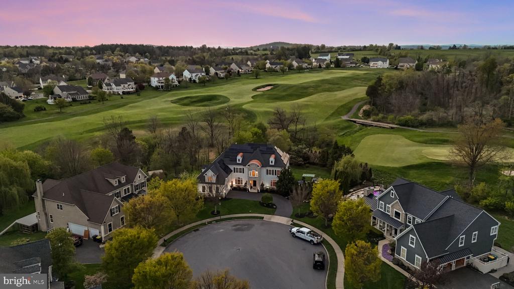 929 PUTTING GREEN CIRCLE