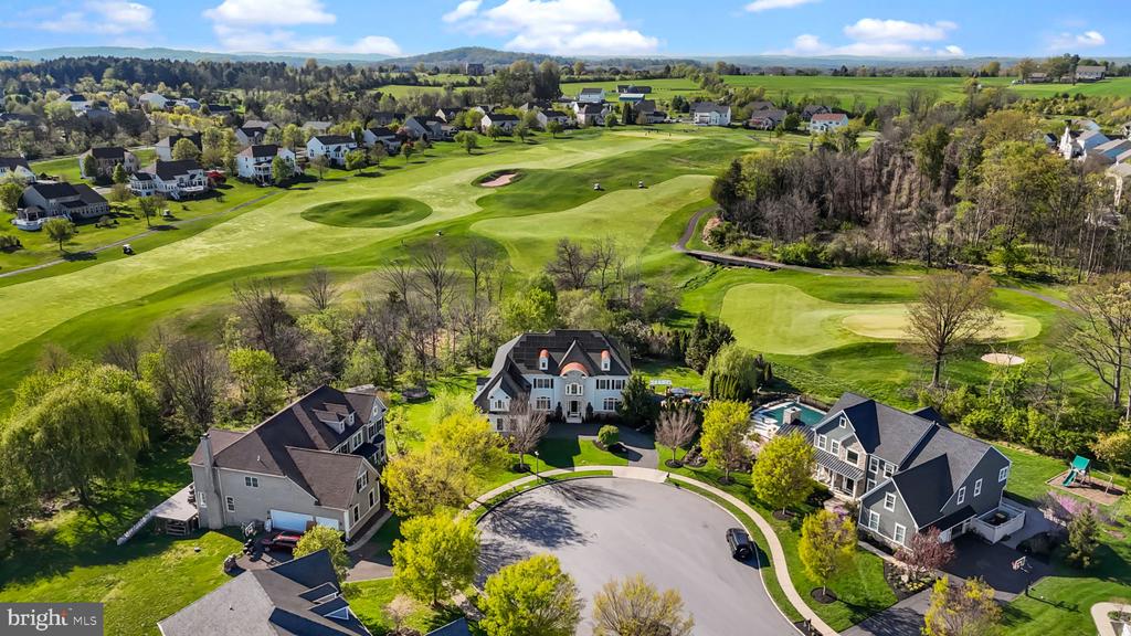 929 PUTTING GREEN CIRCLE