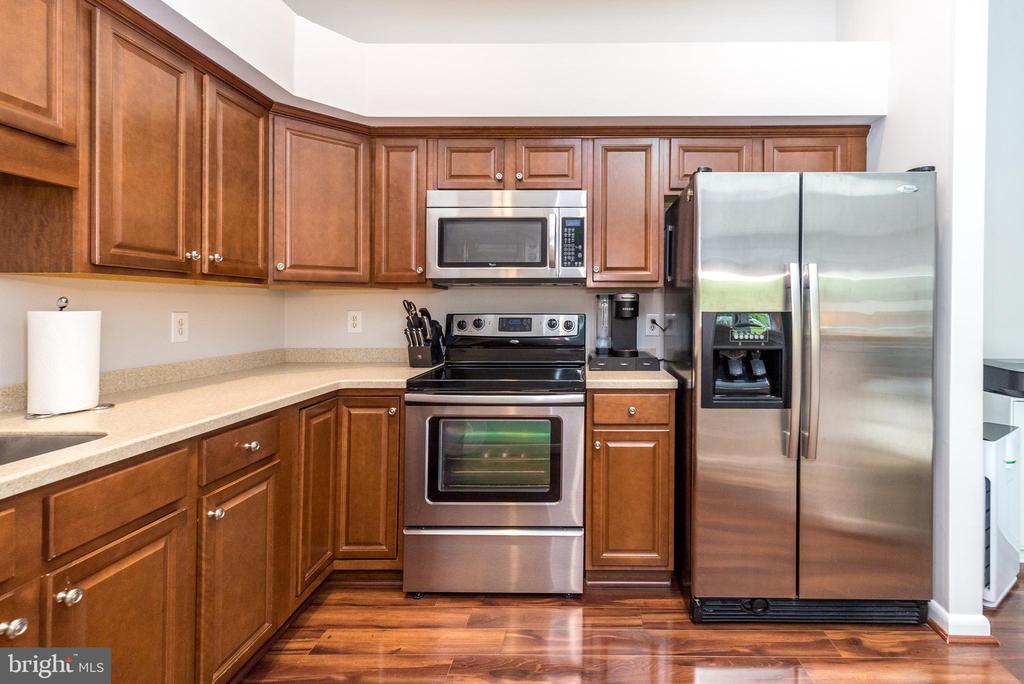 3606 ELIZABETHS COURT 3606