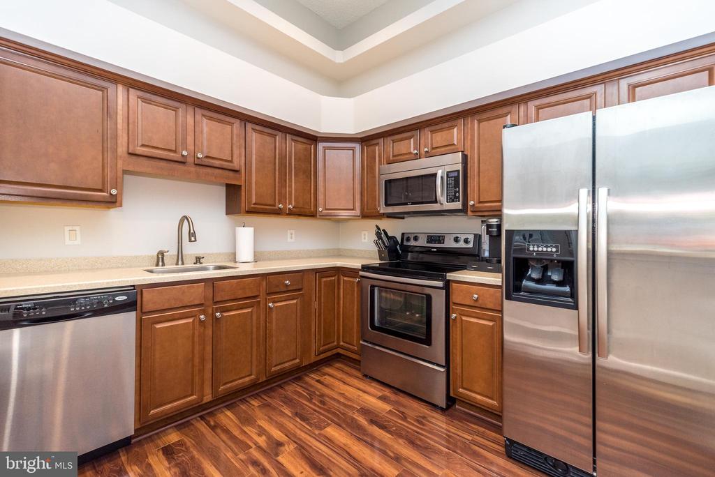 3606 ELIZABETHS COURT 3606