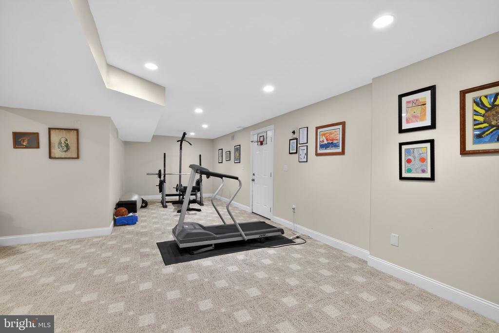 354 CODDINGTON WAY