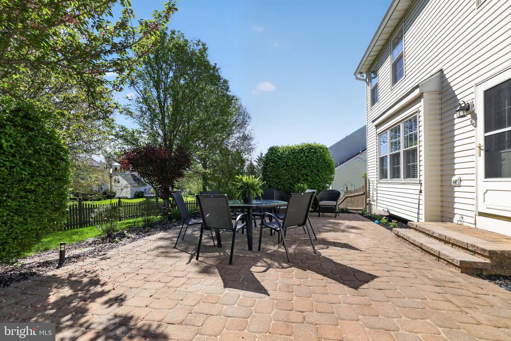 354 CODDINGTON WAY