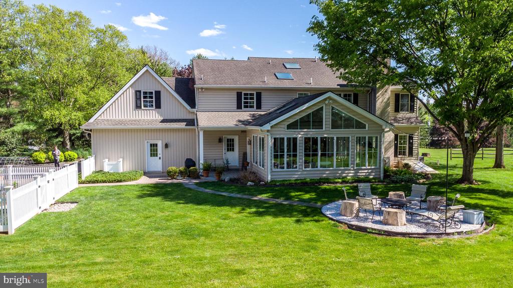 2047 SHEARER ROAD