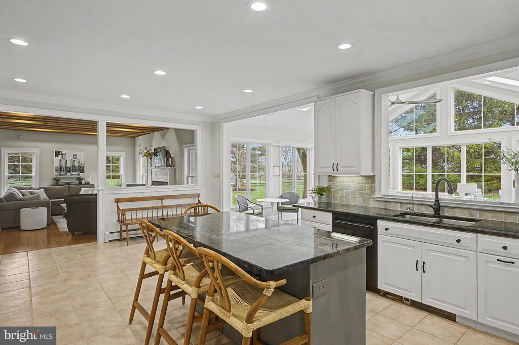 2047 SHEARER ROAD