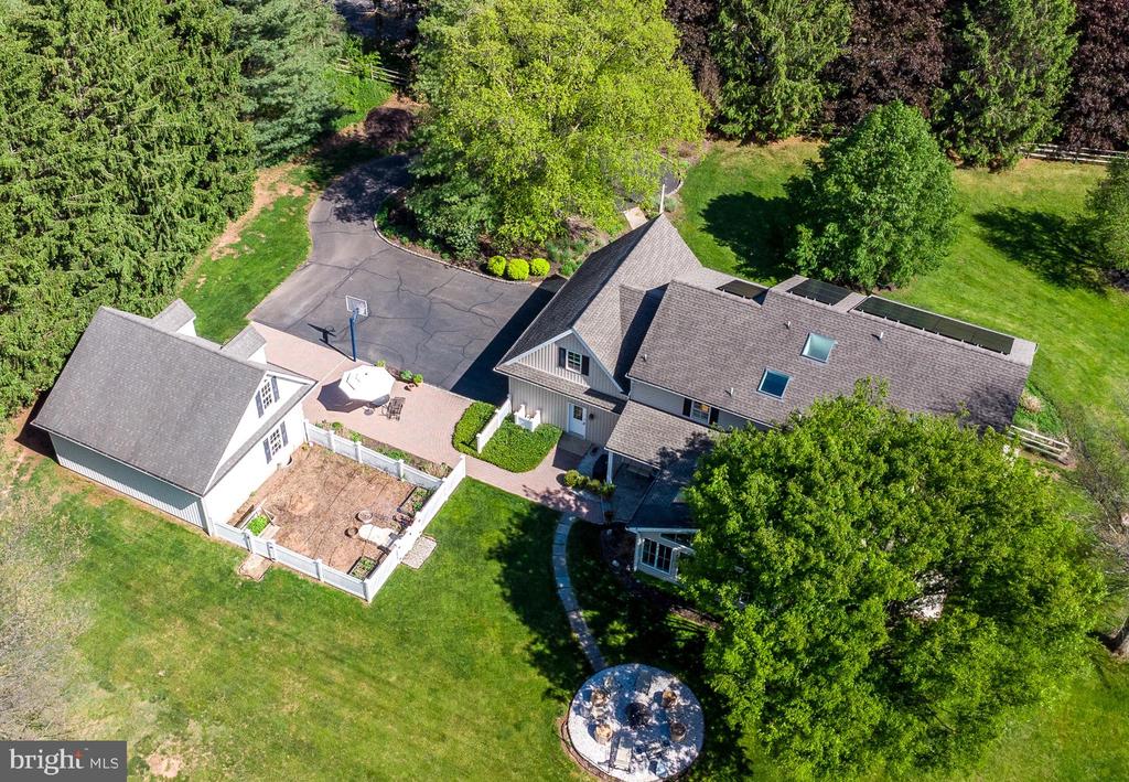 2047 SHEARER ROAD