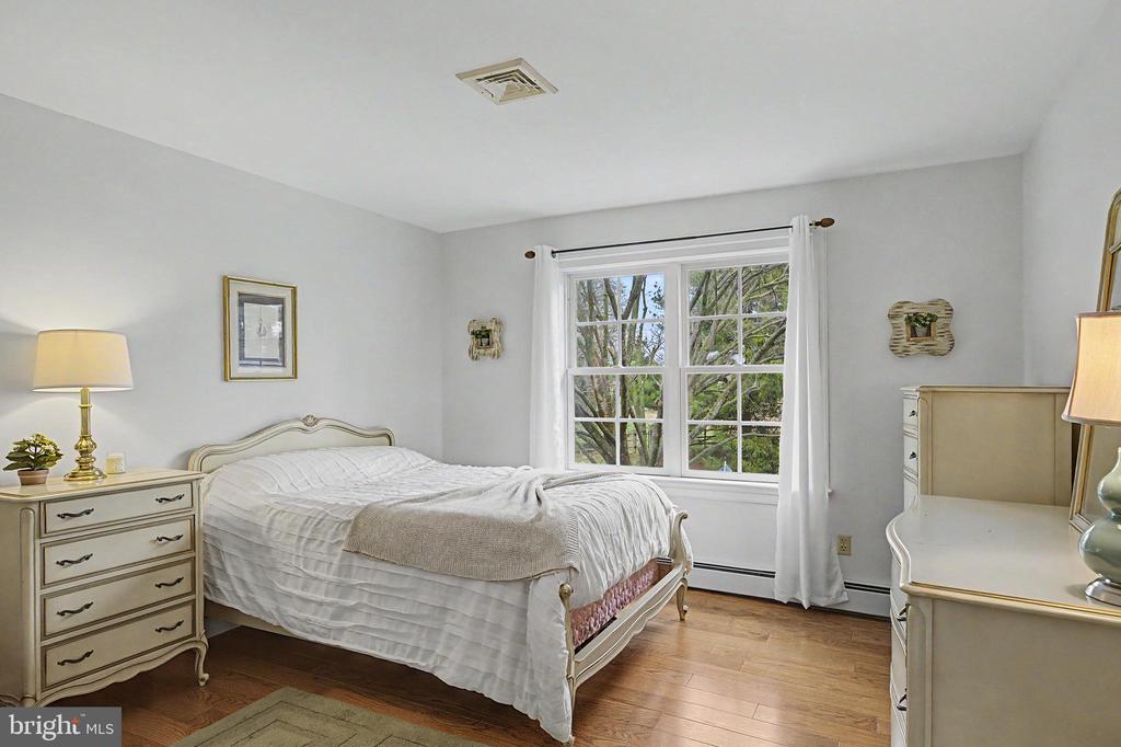 2047 SHEARER ROAD