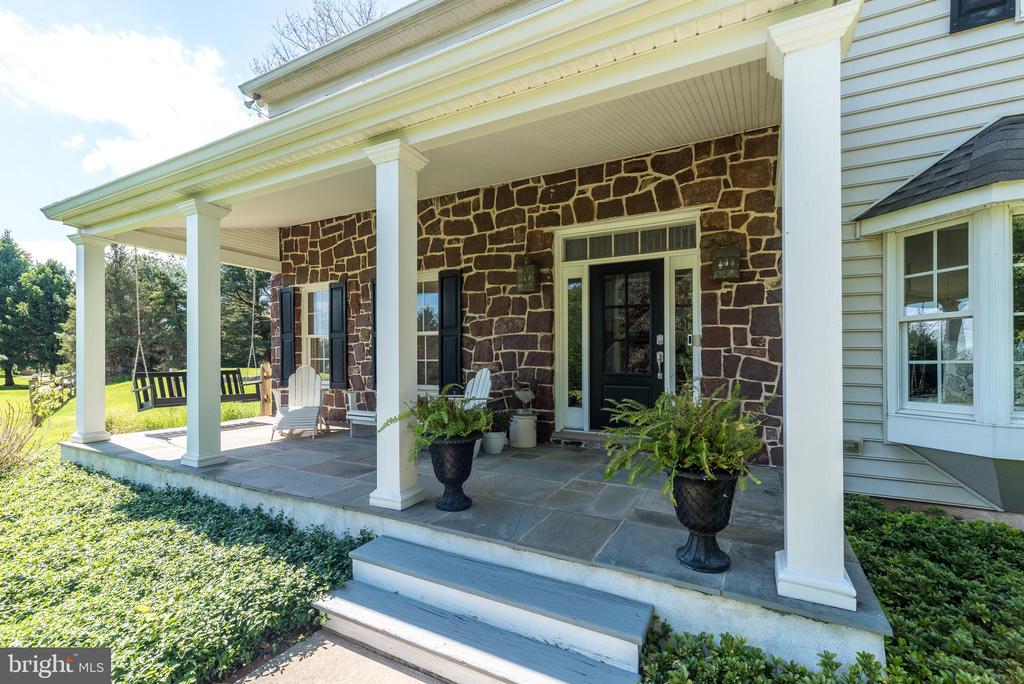 2047 SHEARER ROAD