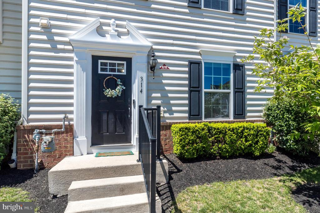 314 ALMOND DRIVE