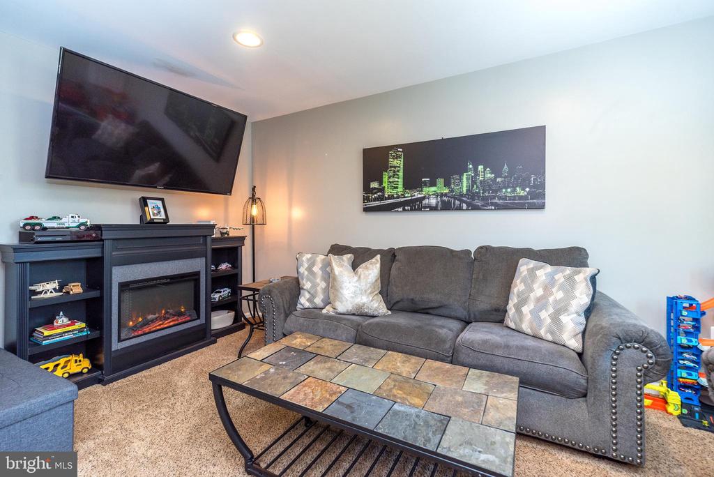314 ALMOND DRIVE