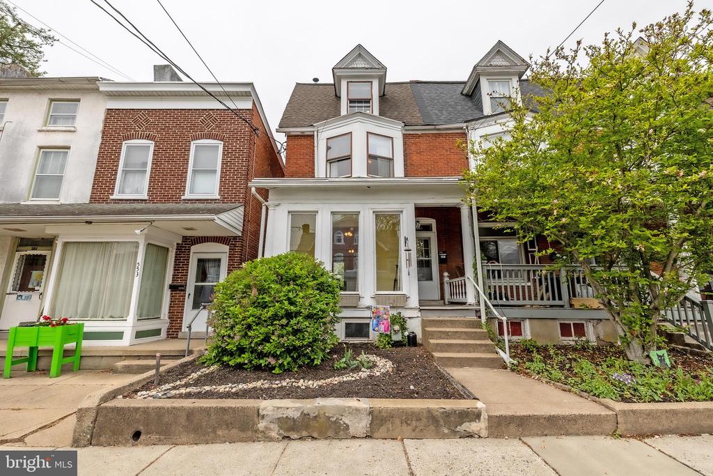 551 MAIN STREET