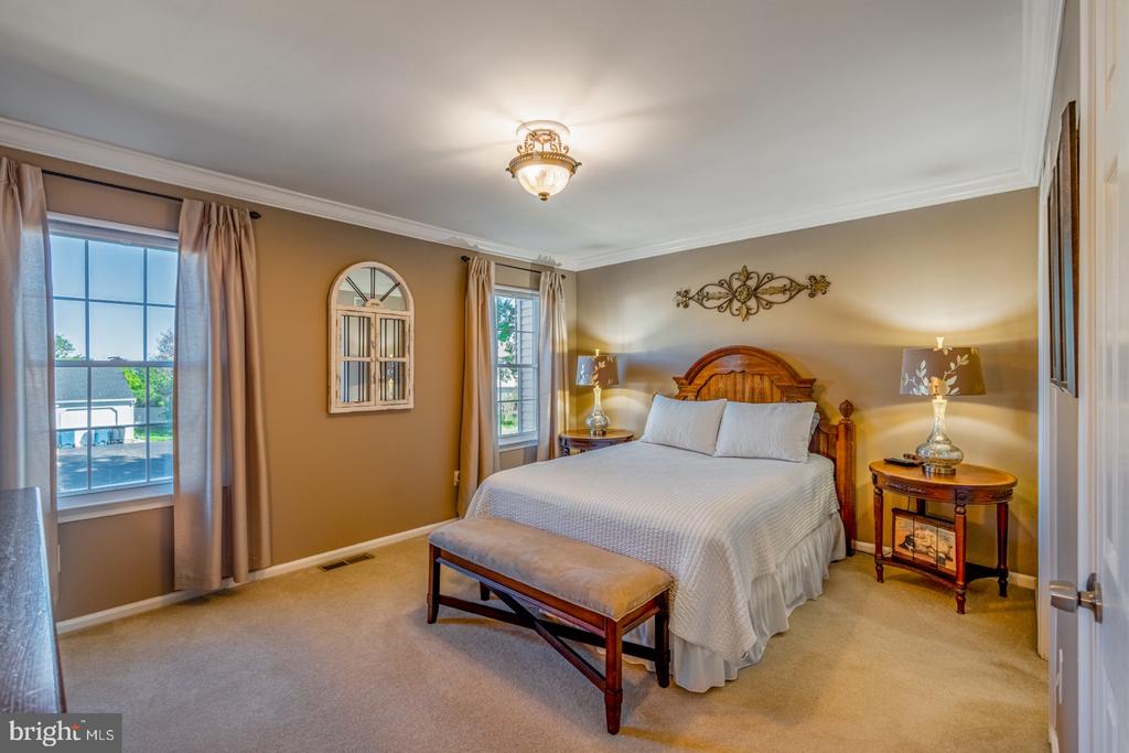 144 HUNT DRIVE