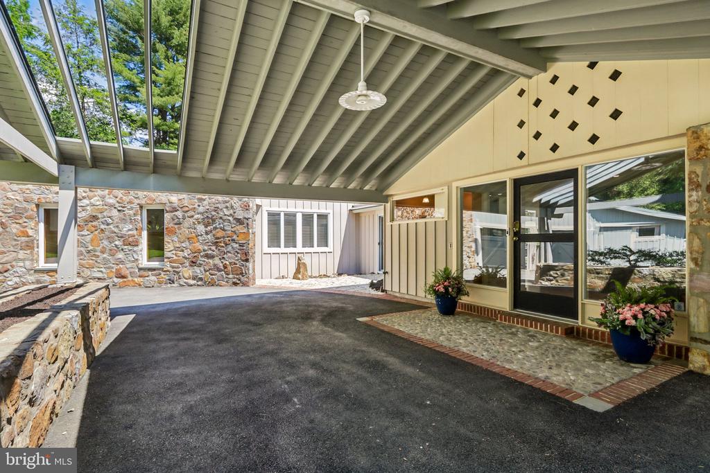 1673 PAPER MILL ROAD