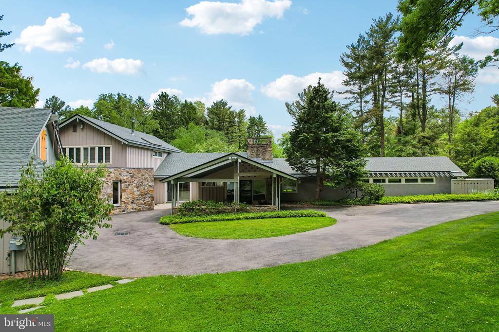 1673 PAPER MILL ROAD