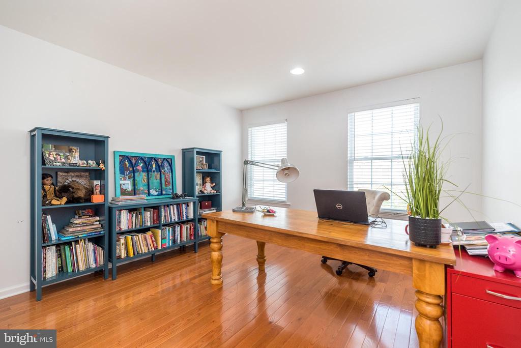 103 MARY AMBLER WAY