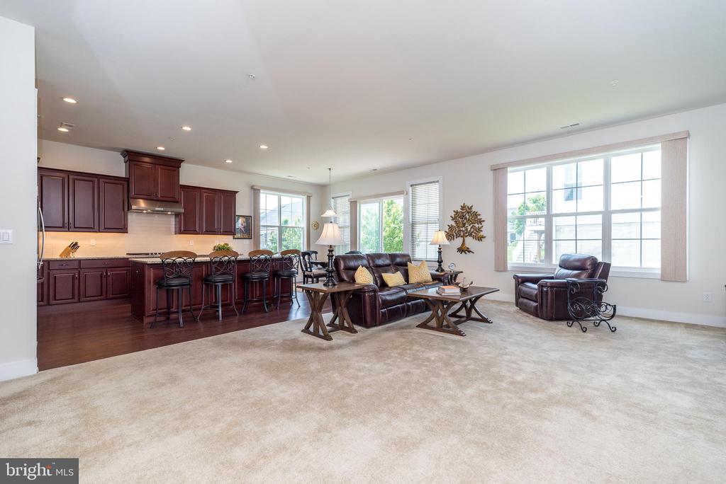 300 DRYDEN ROAD E