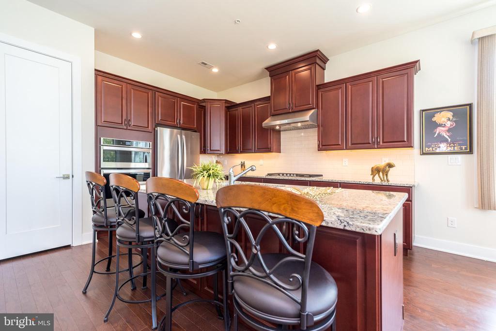 300 DRYDEN ROAD E