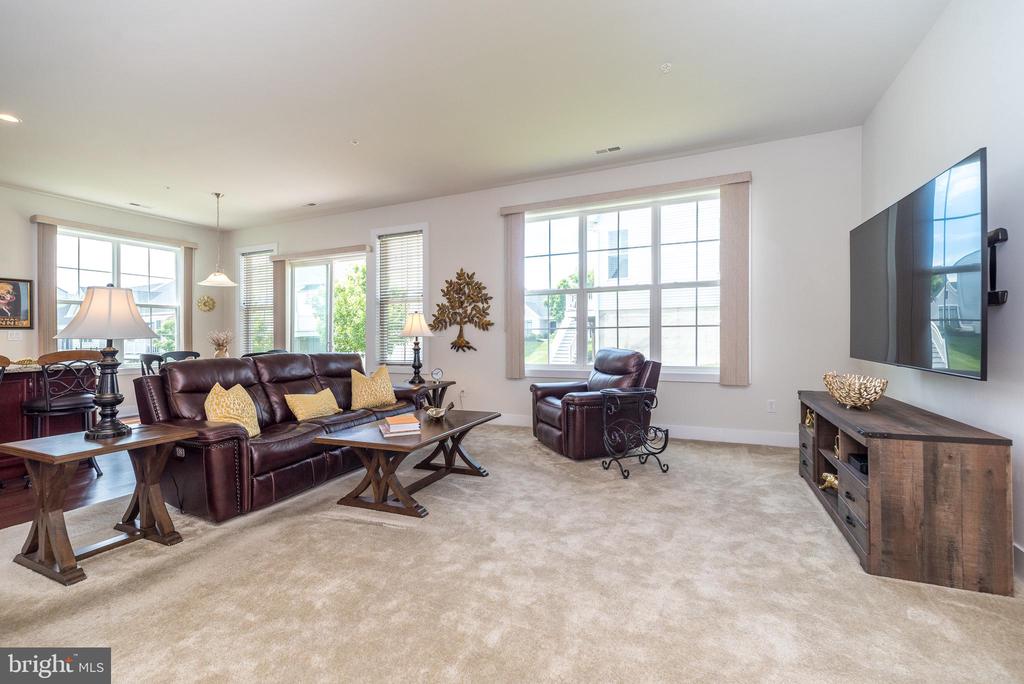 300 DRYDEN ROAD E