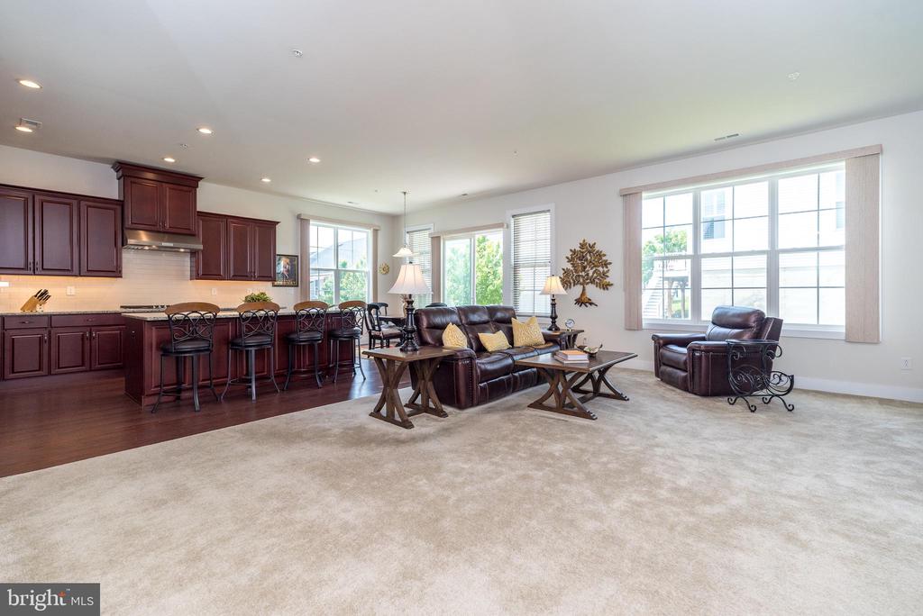 300 DRYDEN ROAD E