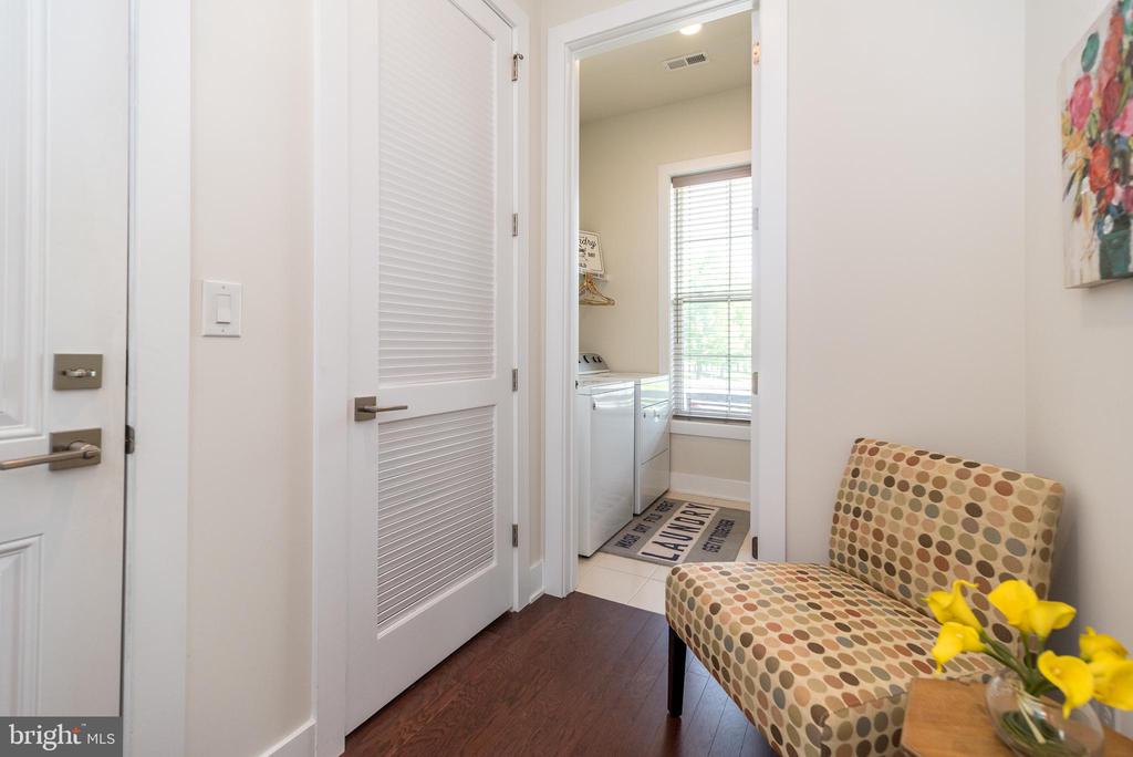300 DRYDEN ROAD E