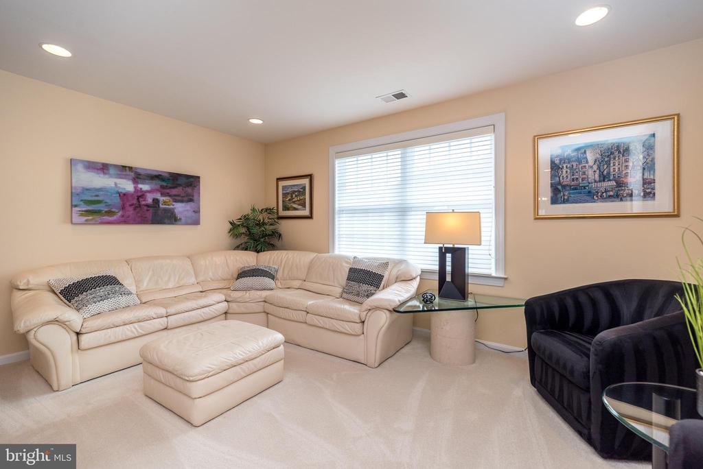 295 GOLDENROD DRIVE