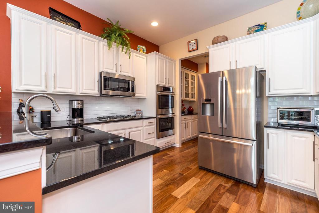 295 GOLDENROD DRIVE
