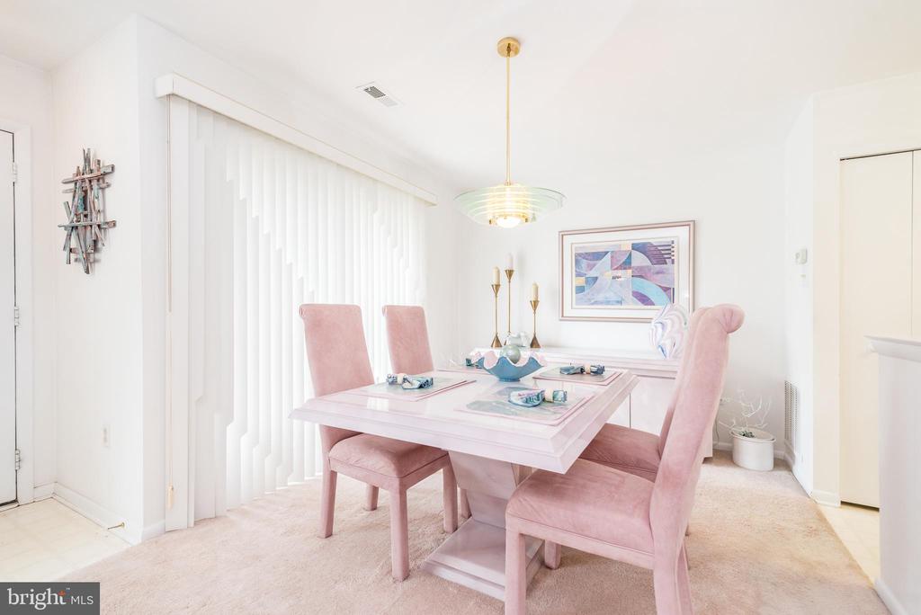 2602 MARYANNES COURT 2602