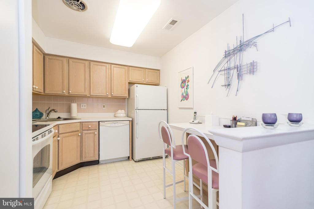 2602 MARYANNES COURT 2602
