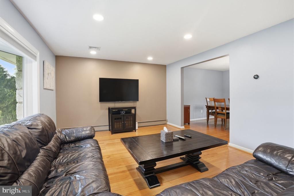 1619 SHEPARD DRIVE