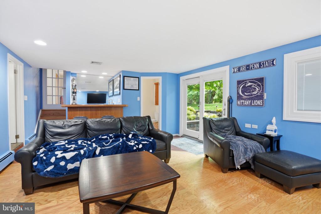 1619 SHEPARD DRIVE