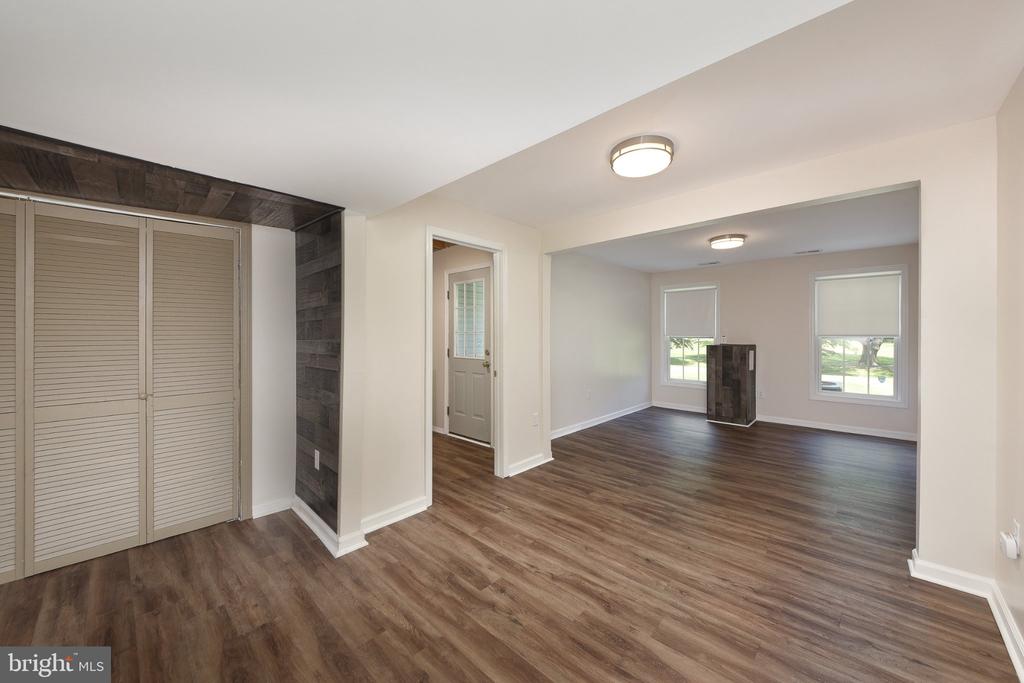 401 JENE COURT