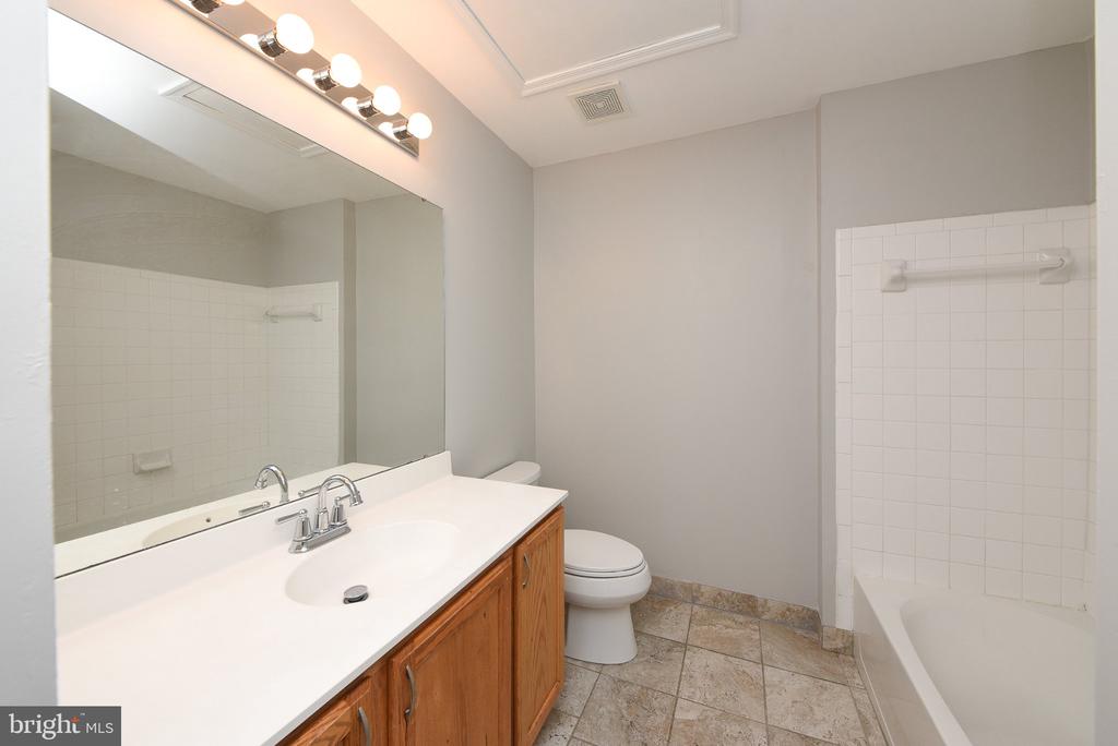 401 JENE COURT