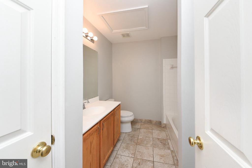 401 JENE COURT