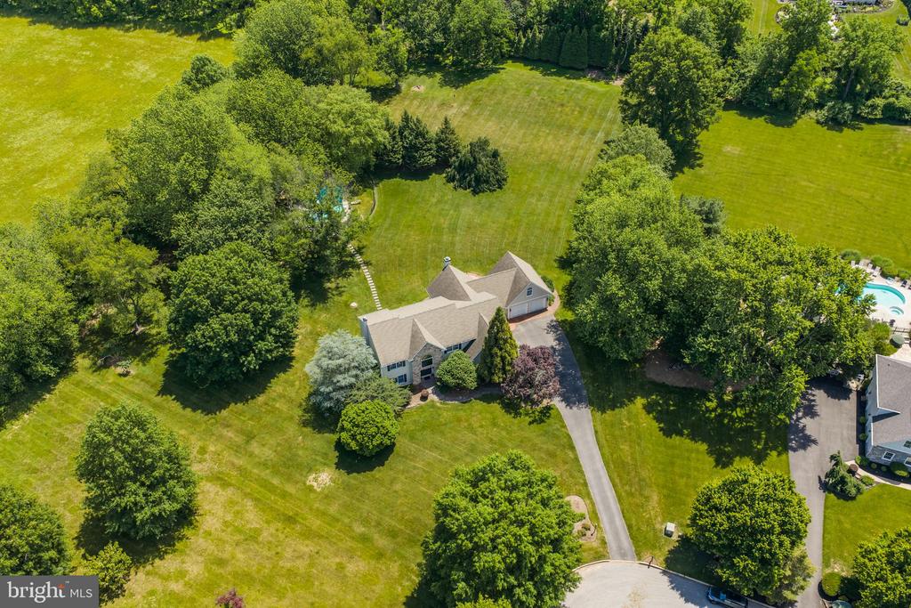 1203 SLOUGH DRIVE