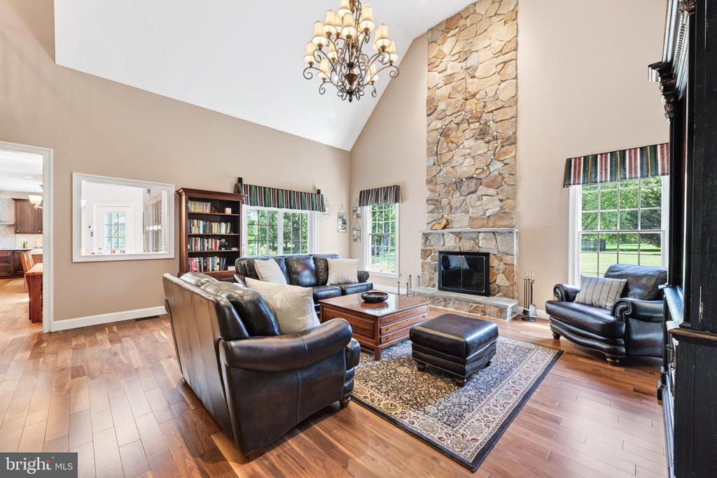1203 SLOUGH DRIVE