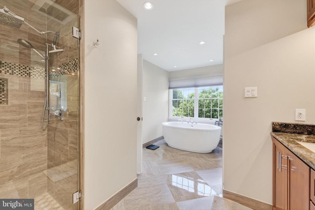 1203 SLOUGH DRIVE