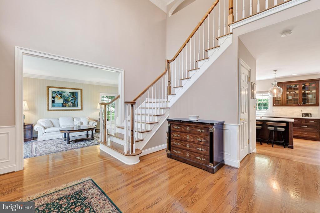 1203 SLOUGH DRIVE
