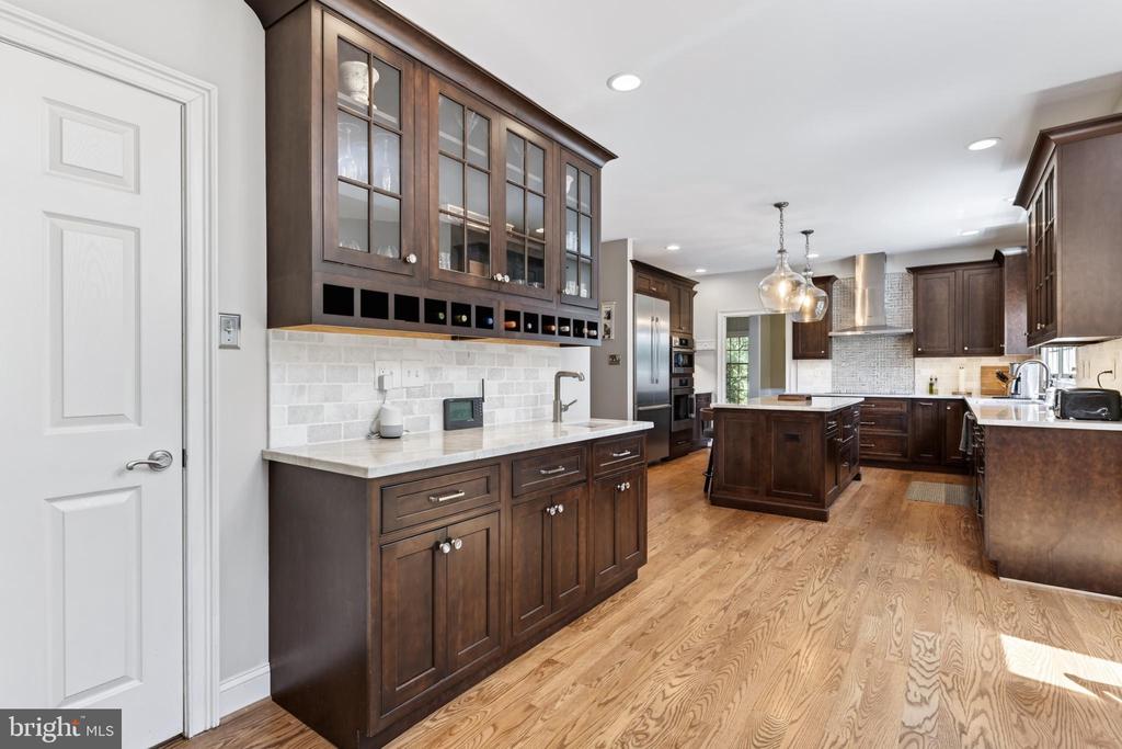 1203 SLOUGH DRIVE