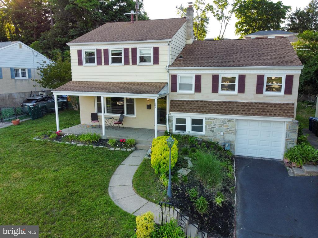 1588 WILLIAMS ROAD